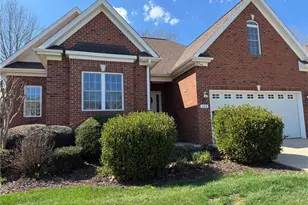 104 Peppertree Dr, Mebane, NC 27302 - Photo 1