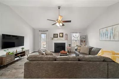 5800 Edgebrook Court, Jamestown, NC 27282 - Photo 12