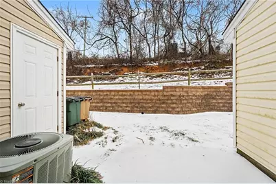 508 Canary Court, Greensboro, NC 27409 - Photo 20