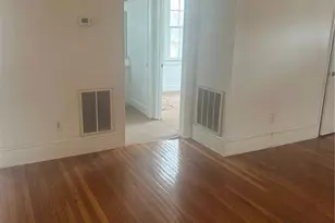 402 W Main St, Wilkesboro, NC 28697 - Photo 10