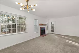 4336 Edith Ln, Greensboro, NC 27409 - Photo 8