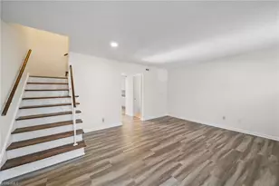 5739 Bramblegate Rd, Greensboro, NC 27409 - Photo 2