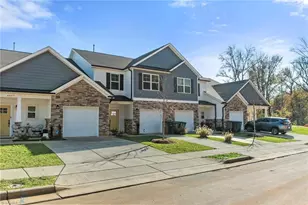 4951 Cannon Crossing Wy, Greensboro, NC 27410 - Photo 4