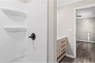 4075 E Nc Highway 268, Pilot Mountain, NC 27041 - Photo 24