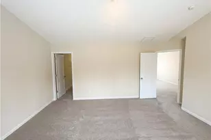 2518 Macleod St, Burlington, NC 27217 - Photo 4