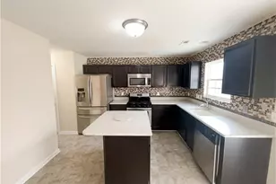 2518 Macleod St, Burlington, NC 27217 - Photo 2