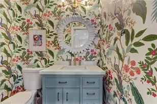 210 Country Club Dr, Greensboro, NC 27408 - Photo 12