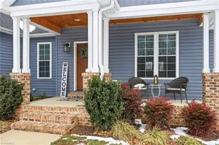 1196 Cape Hickory Rd, Hickory, NC 28601 - Photo 4