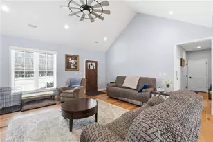 1196 Cape Hickory Rd, Hickory, NC 28601 - Photo 8