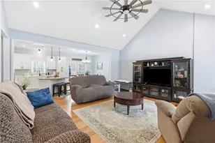 1196 Cape Hickory Rd, Hickory, NC 28601 - Photo 6