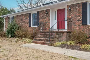 825 Whispering Wind Rd, Burlington, NC 27217 - Photo 2