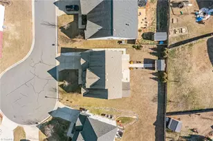 6602 Pedigree Yearling Ct, Whitsett, NC 27377 - Photo 30