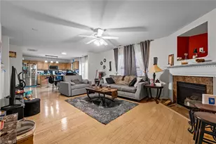 2601 Blueslate St, Greensboro, NC 27406 - Photo 2