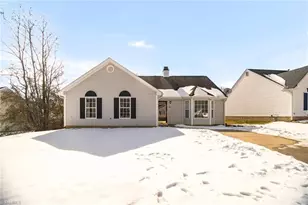 105 Lasalle Way, Greensboro, NC 27406 - Photo 2