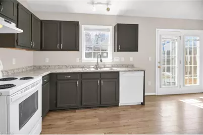 105 Lasalle Way, Greensboro, NC 27406 - Photo 10