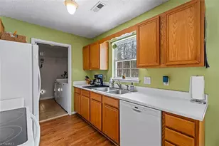 5507 Whispering Pines Dr, Summerfield, NC 27358 - Photo 14