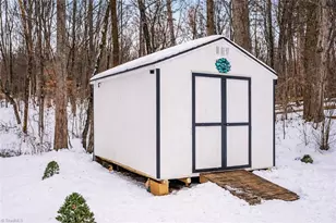 5507 Whispering Pines Dr, Summerfield, NC 27358 - Photo 4