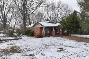 106 Brinkley Pl, High Point, NC 27265 - Photo 2