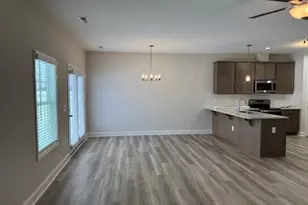 3676 Contimental Sq, Kernersville, NC 27284 - Photo 6