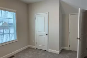 3676 Contimental Sq, Kernersville, NC 27284 - Photo 16