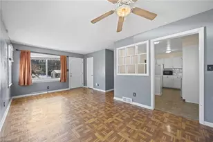 613 Woodridge Ln, High Point, NC 27262 - Photo 6