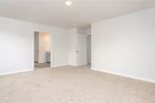 1549 Hamilton Hills Dr, Greensboro, NC 27406 - Photo 8