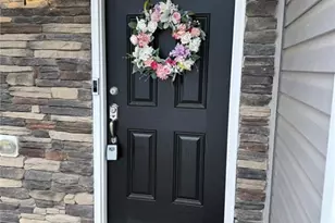 5021 Black Frst Dr, Greensboro, NC 27405 - Photo 2