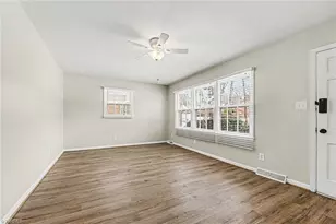 224 Foxcroft Dr, Winston-Salem, NC 27103 - Photo 4