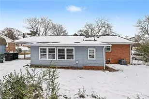 224 Foxcroft Dr, Winston-Salem, NC 27103 - Photo 18