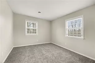 1408 Sweetbriar Ct, High Point, NC 27262 - Photo 18