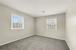 1408 Sweetbriar Ct, High Point, NC 27262 - Photo 16