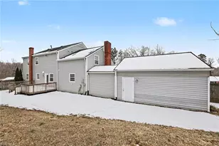 1408 Sweetbriar Ct, High Point, NC 27262 - Photo 24