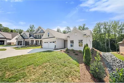 2774 Monarch Way, Winston-Salem, NC 27106 - Photo 2
