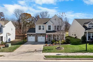 1325 Red Deer Dr, Kernersville, NC 27284 - Photo 1