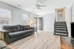 230 Center St, Cooleemee, NC 27014 - Photo 4