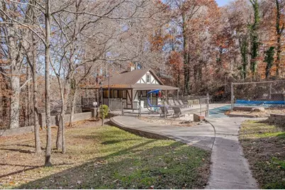 1016 Shalimar Drive, High Point, NC 27262 - Photo 50