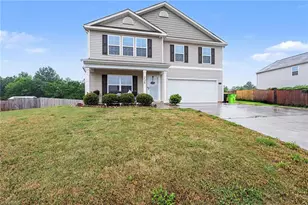 236 Ashfield Ln, Lexington, NC 27292 - Photo 2