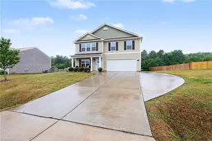 236 Ashfield Ln, Lexington, NC 27292 - Photo 4