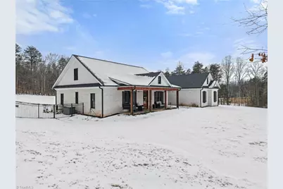 7994 Ridge Road, Tobaccoville, NC 27050 - Photo 4