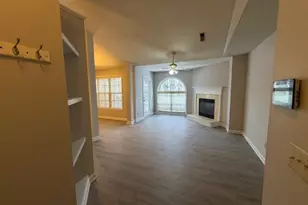 6706 Friendly Ave, Greensboro, NC 27410 - Photo 2