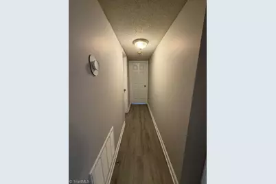 6706 Friendly Avenue #1L, Greensboro, NC 27410 - Photo 12