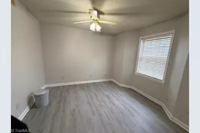 6706 Friendly Avenue #1L, Greensboro, NC 27410 - Photo 10