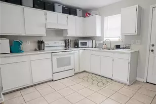 3210 Spring St, Greensboro, NC 27405 - Photo 8