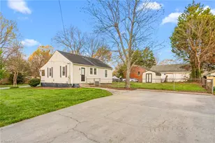 2303 Trail Five, Burlington, NC 27215 - Photo 4