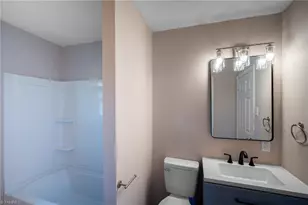 307 Foxcroft Dr, Winston-Salem, NC 27103 - Photo 14