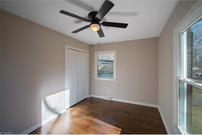 307 Foxcroft Drive, Winston-Salem, NC 27103 - Photo 10