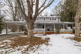 1102 Courtland Ave, Reidsville, NC 27320 - Photo 1