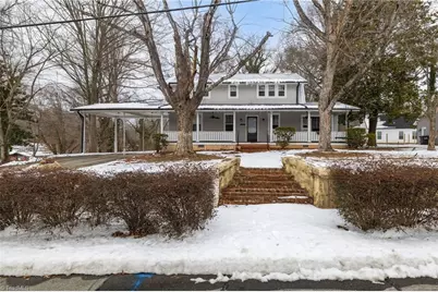 1102 Courtland Avenue, Reidsville, NC 27320 - Photo 2