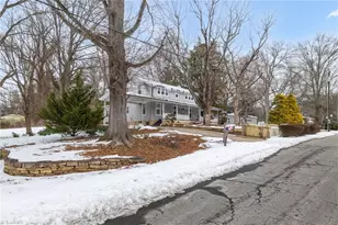 1102 Courtland Ave, Reidsville, NC 27320 - Photo 4