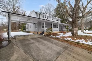 1102 Courtland Ave, Reidsville, NC 27320 - Photo 6